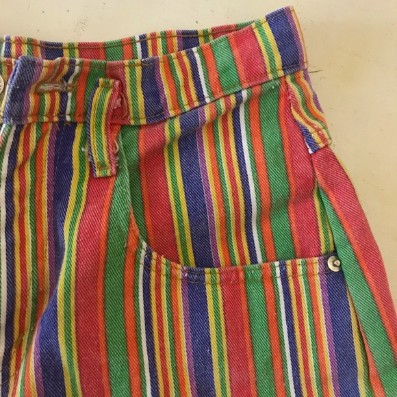 Vintage Pants - Vintage high waisted shorts 🩳